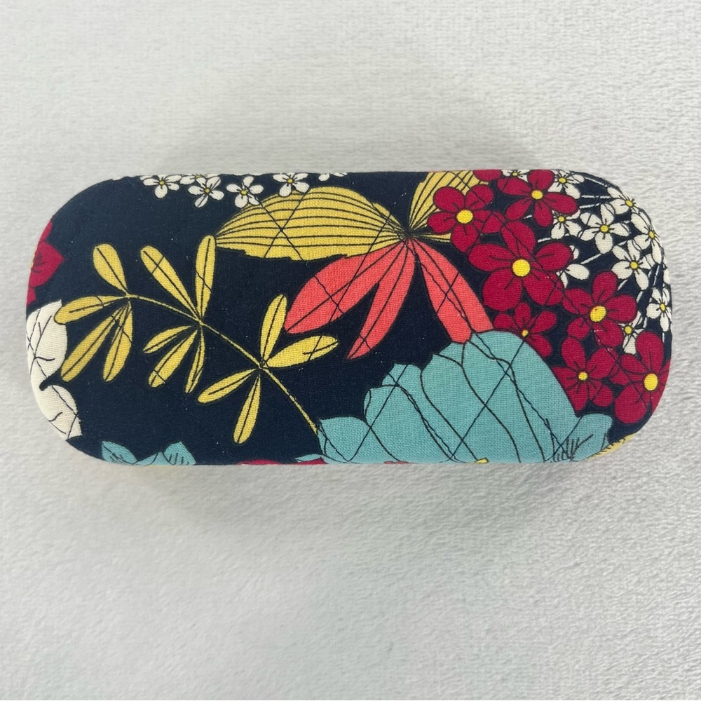 Vera Bradley Happy Snails Glasses Case